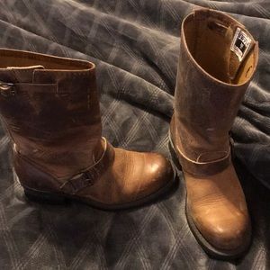 Brown boots